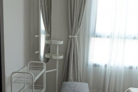 Condo in Din Daeng, Bangkok, Thailand, 2 bedrooms  № 139058 - photo 8