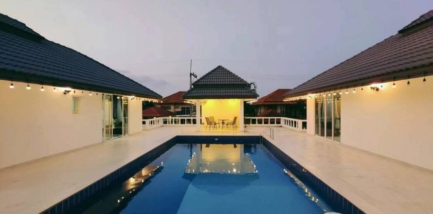 Дом в Паттайе, Таиланд с 9 спальнями  № 139060