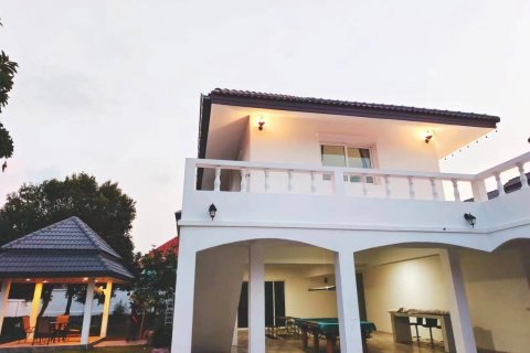 Дом в Паттайе, Таиланд с 9 спальнями  № 139060 - фото 4