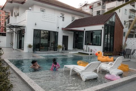 Villa à Pattaya, Thaïlande 4 chambres № 136162 - photo 22