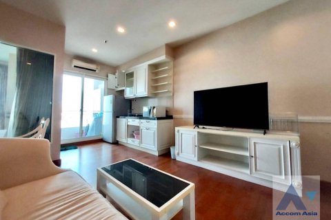 Eigentumswohnung in Bang Rak, Bangkok, Thailand, 1 Schlafzimmer № 219122 - Foto 2