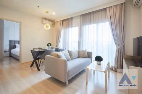 Condo in Huai Khwang, Bangkok, Thailand, 2 bedrooms  № 219120