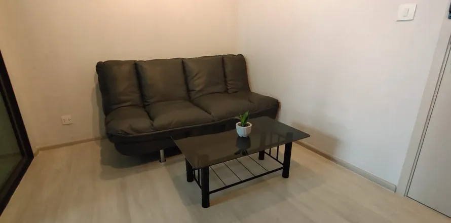 Studio in the Condo in Bang Phlat, Bangkok, Thailand № 158694