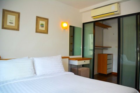 Studio in the Condo in Watthana, Bangkok, Thailand  № 158699 - photo 12