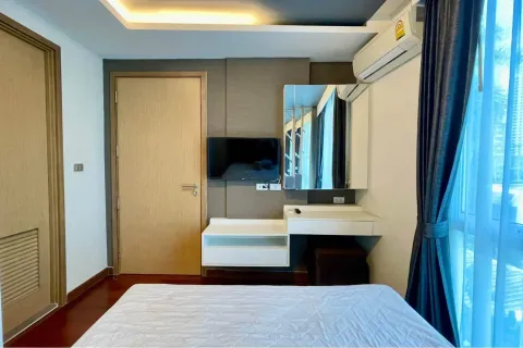 Condo in Watthana, Bangkok, Thailand, 2 bedrooms  № 164470 - photo 3