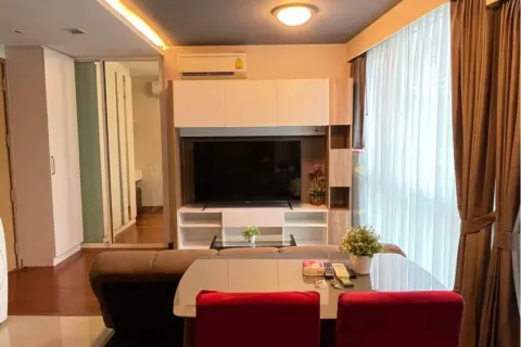 Condo in Watthana, Bangkok, Thailand, 2 bedrooms  № 164470 - photo 8