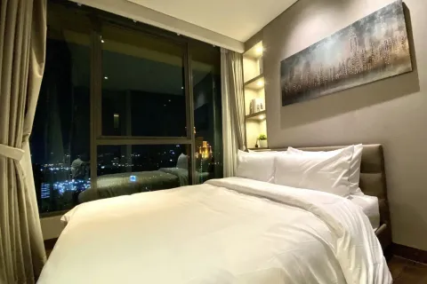 Studio dans le Condo à Khlong Toei, Bangkok, Thaïlande  № 164467 - photo 4