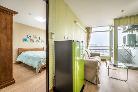 Studio in the Condo in Chatuchak, Bangkok, Thailand  № 164469 - photo 4