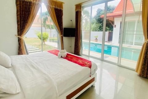 Villa in Pattaya, Thailand 3 bedrooms № 164465 - photo 15