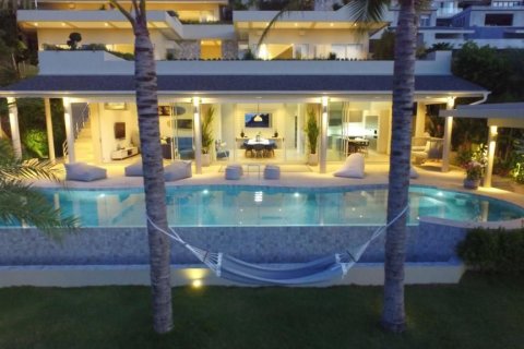 Villa in Ko Samui, Thailand 5 bedrooms № 156233 - photo 16