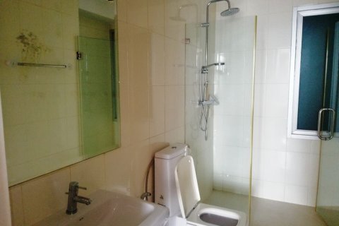 Condo à Watthana, Bangkok, Thaïlande, 2 chambres  № 156235 - photo 19