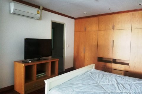 Condo à Watthana, Bangkok, Thaïlande, 2 chambres  № 156235 - photo 12
