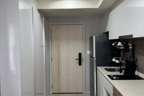 Студия в кондо в Дин Даенге, Бангкок, Таиланд № 156239 - фото 12