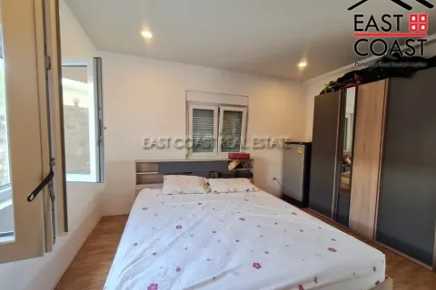 Casa de 3 dormitorios en Pattaya, Tailandia № 213894 - foto 14