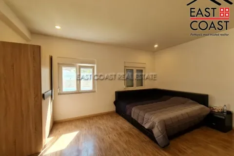 Casa de 3 dormitorios en Pattaya, Tailandia № 213894 - foto 6