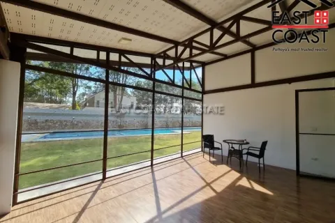 Casa de 3 dormitorios en Pattaya, Tailandia № 213894 - foto 11