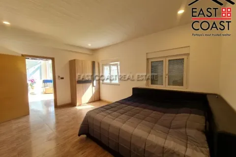 Casa de 3 dormitorios en Pattaya, Tailandia № 213894 - foto 7
