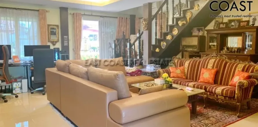Casa de 2 dormitorios en Pattaya, Tailandia № 213897