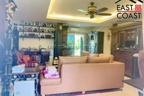 Casa de 2 dormitorios en Pattaya, Tailandia № 213897 - foto 6