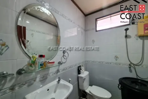 Casa de 3 dormitorios en Pattaya, Tailandia № 213893 - foto 11