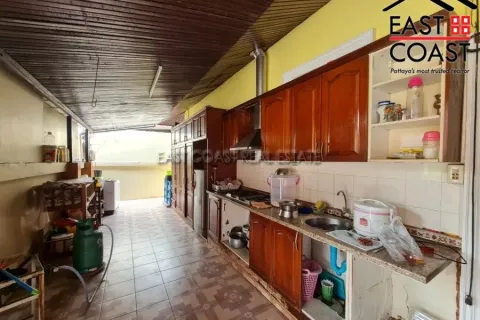 Casa de 3 dormitorios en Pattaya, Tailandia № 213893 - foto 12