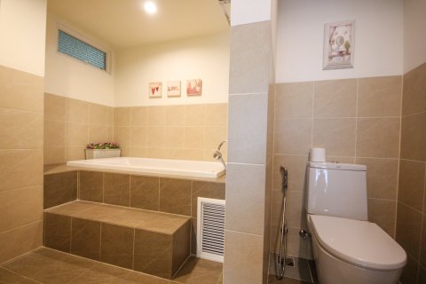 Condo à Hua Hin, Thaïlande, 2 chambres  № 168531 - photo 14