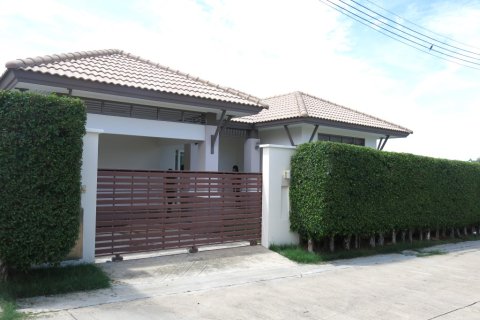 Villa in Hua Hin, Thailand 2 bedrooms № 168528 - photo 15