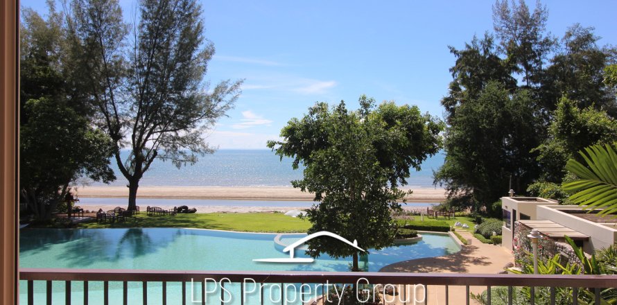 Кондоминиум с 4 спальнями в Хуа Хине, Таиланд № 168527