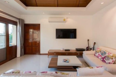 Villa in Hua Hin, Thailand 3 bedrooms № 168529 - photo 4
