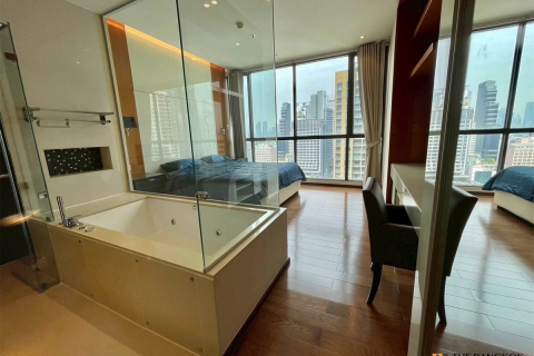 Condo in Bangkok, Thailand, 2 bedrooms  № 186231