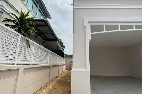 Дом в Сам Пхране, Таиланд с 3 спальнями  № 136307 - фото 5