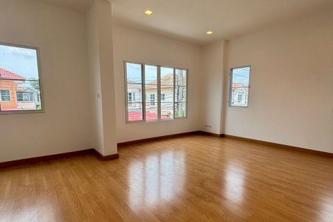 Дом в Сам Пхране, Таиланд с 3 спальнями  № 136307 - фото 10