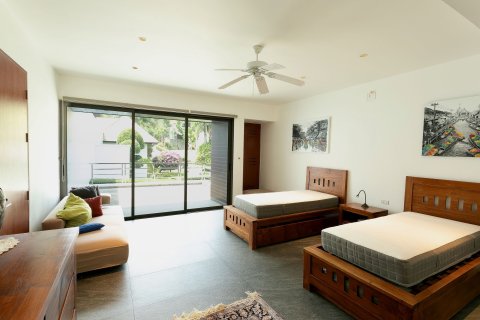 House in Phuket, Thailand 5 bedrooms № 148848 - photo 12