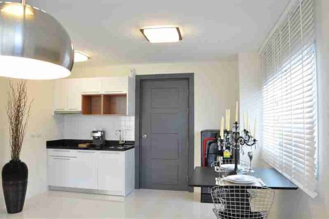 Condo in Pattaya, Thailand, 1 bedroom № 208927 - photo 4