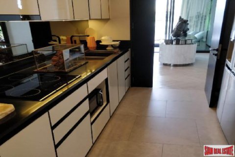 Apartment in Bangkok, Thailand 3 bedrooms № 193665 - photo 3