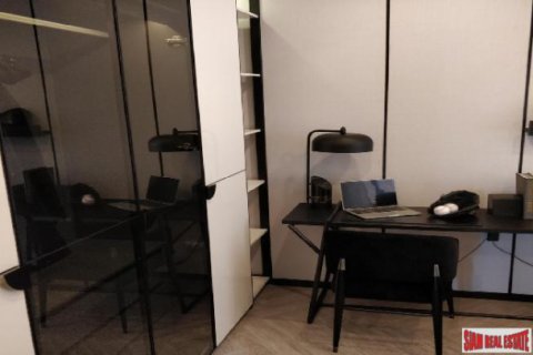 Apartment in Bangkok, Thailand 3 bedrooms № 193665 - photo 5
