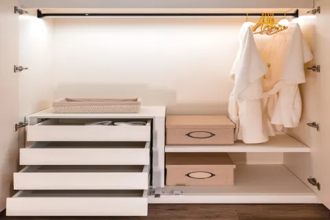 Condo in Phuket, Thailand, 3 bedrooms  № 164729 - photo 12