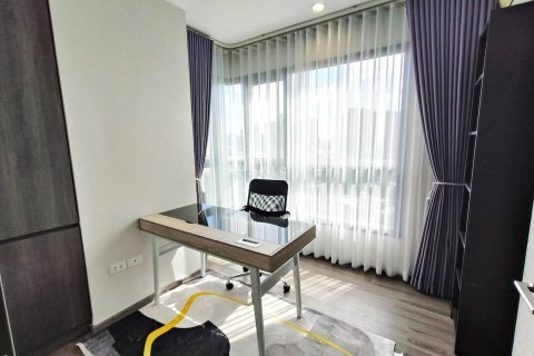 Condo à Watthana, Bangkok, Thaïlande, 2 chambres  № 164731 - photo 4