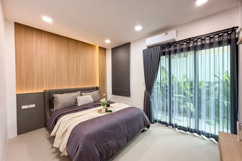 Villa in Phuket, Thailand 3 bedrooms № 160251 - photo 5