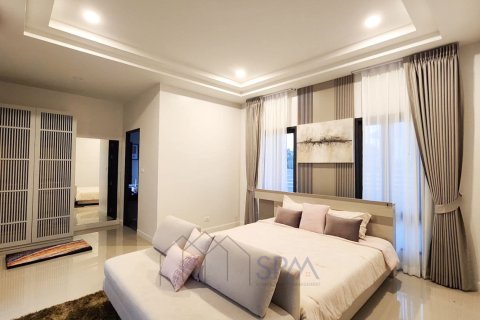 Вилла в Хуа Хине, Таиланд с 3 спальнями  № 160252 - фото 11