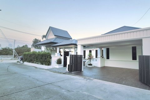 Вилла в Хуа Хине, Таиланд с 3 спальнями  № 160252 - фото 2