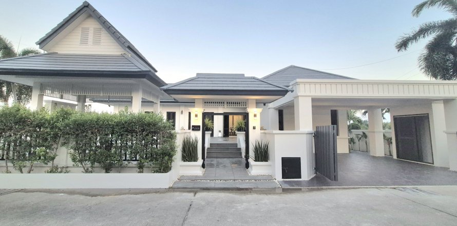 Вилла в Хуа Хине, Таиланд с 3 спальнями  № 160252