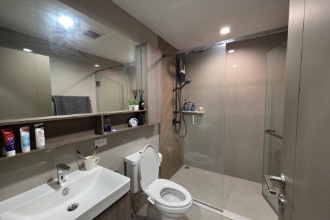 Studio dans le Condo à Chatuchak, Bangkok, Thaïlande  № 145073 - photo 25