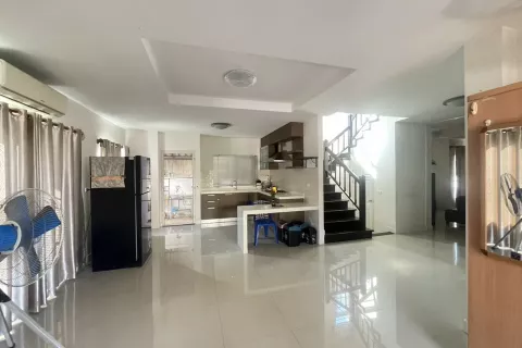 Дом в Паттайе, Таиланд с 3 спальнями  № 145072 - фото 2