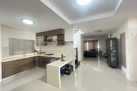 Дом в Паттайе, Таиланд с 3 спальнями  № 145072 - фото 8