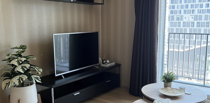 Condo in Bangkok, Thailand, 1 bedroom  № 184300