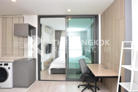 Condo in Bangkok, Thailand, 1 bedroom  № 184302