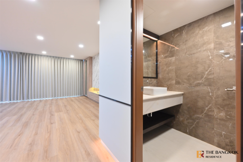 Condo in Bangkok, Thailand, 3 bedrooms  № 184306 - photo 3