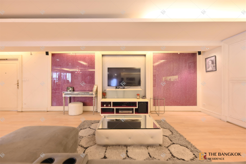 Condo in Bangkok, Thailand, 3 bedrooms № 184303 - photo 5
