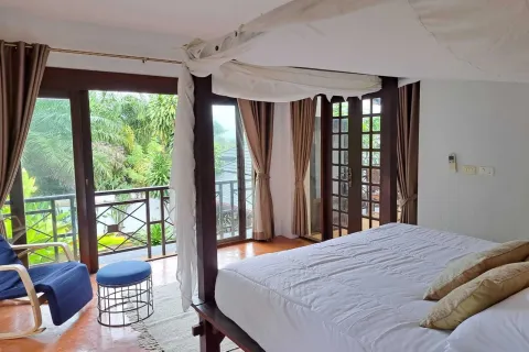 Villa in Phuket, Thailand 5 bedrooms № 162183 - photo 12